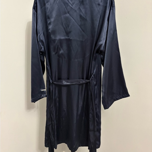 Jones New York Vintage Navy Blue & Cream Satin Robe (Size S) - Picture 5 of 10